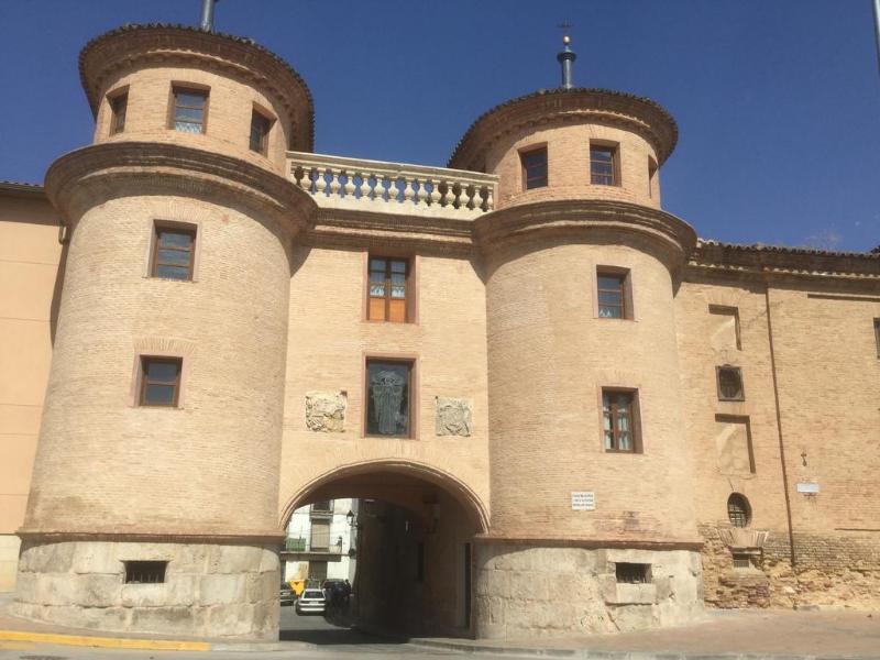 Globales Castillo De Ayud Калатаюд Экстерьер фото